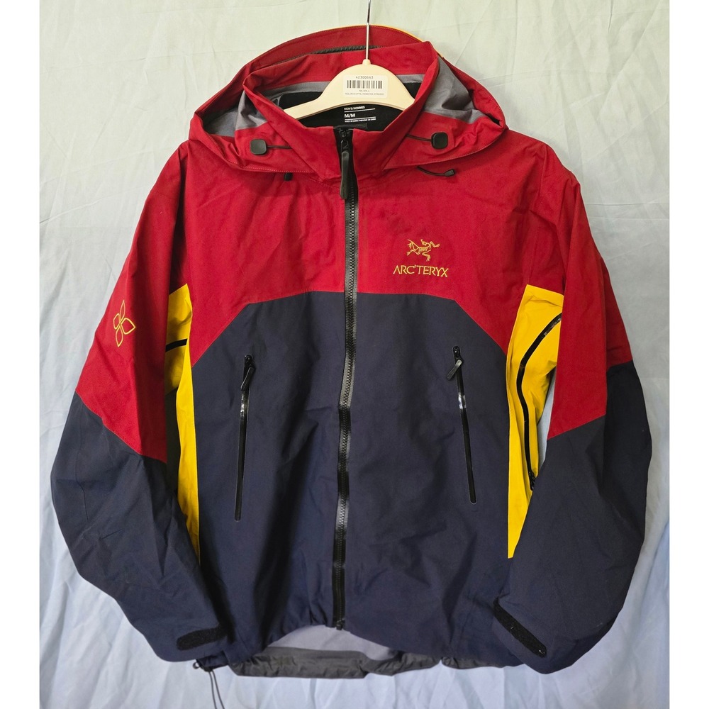 Arcteryx Beta AR Jacket Mens Medium Red Navy Yellow GORE-TEX Pro Shell Multi